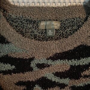 Barefoot Dreams CozyChic Camouflage Pullover